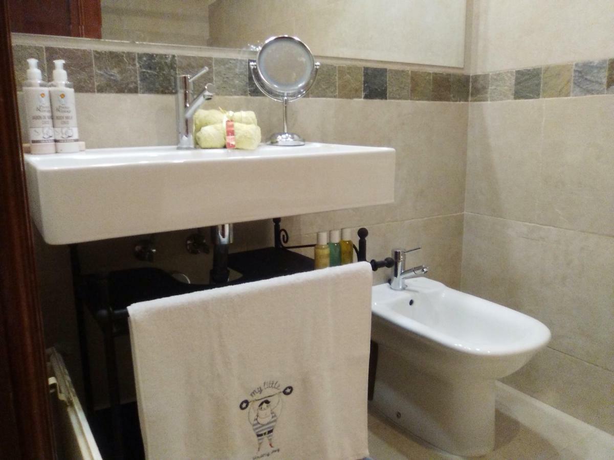 Apartamento Junto Al Santiago Bernabeu Con Piscina Madri Exterior foto